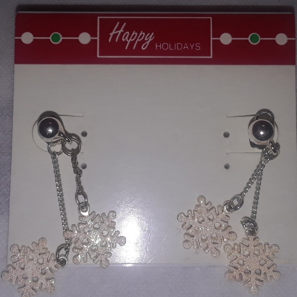 Holiday Editions Jewelry - Snowflake Holiday double drop earrings